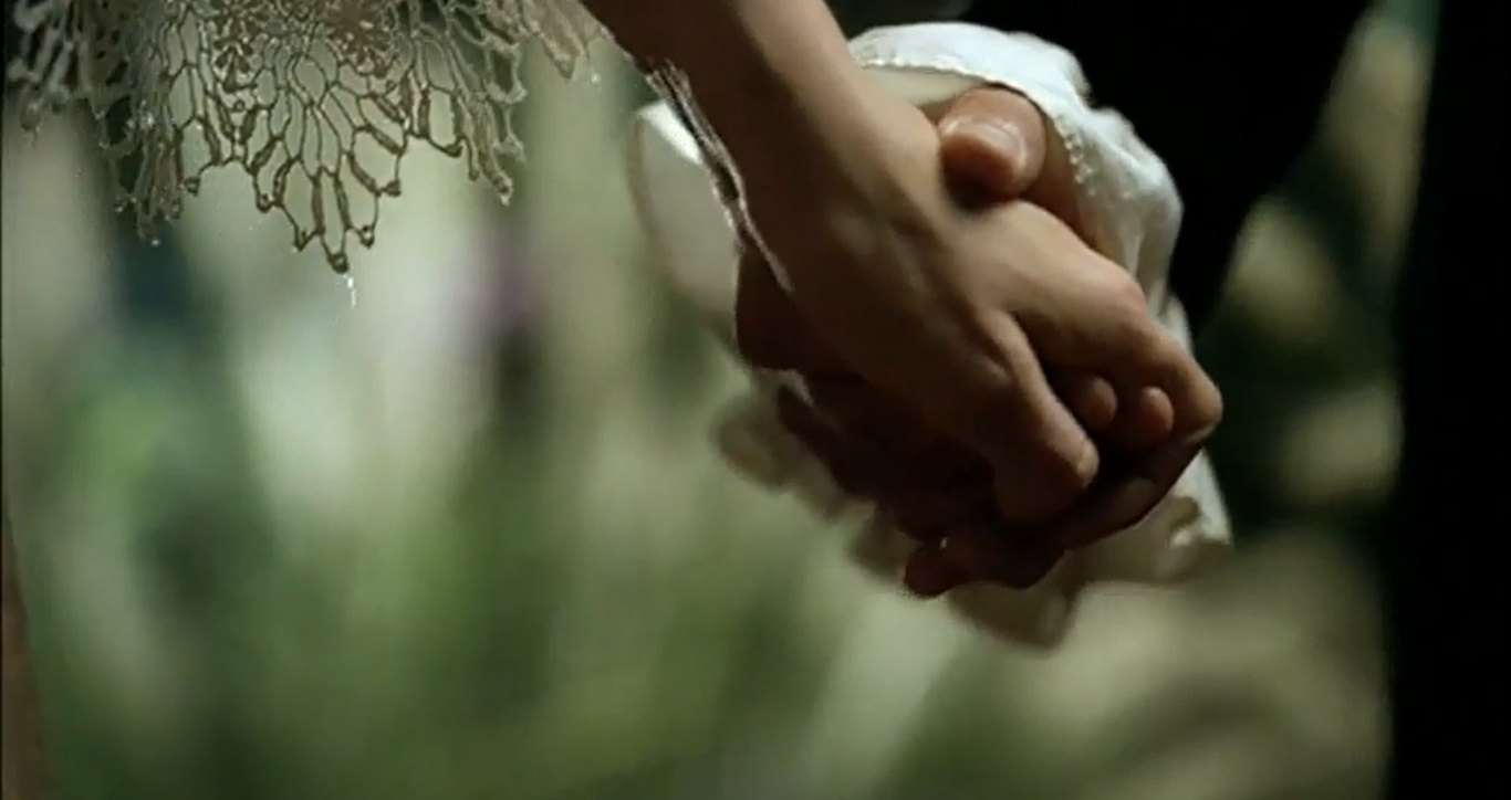 Love-Story-taylor-swift-30532013-1366-724